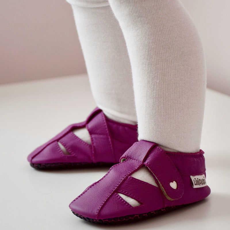 Sandália de bebê Liliputi Fucshia