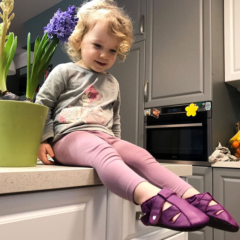Sandália de bebê Liliputi Fucshia